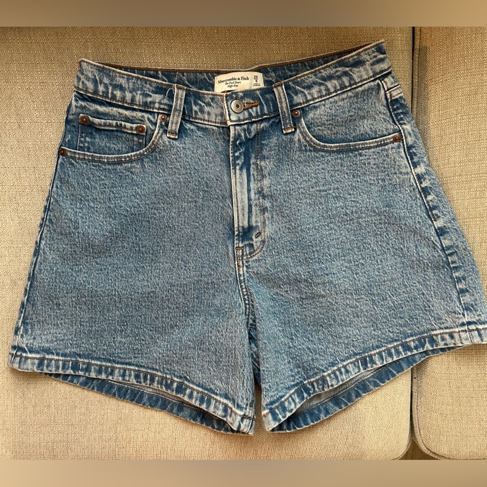 Abercrombie & Fitch The Dad Short High Rise
